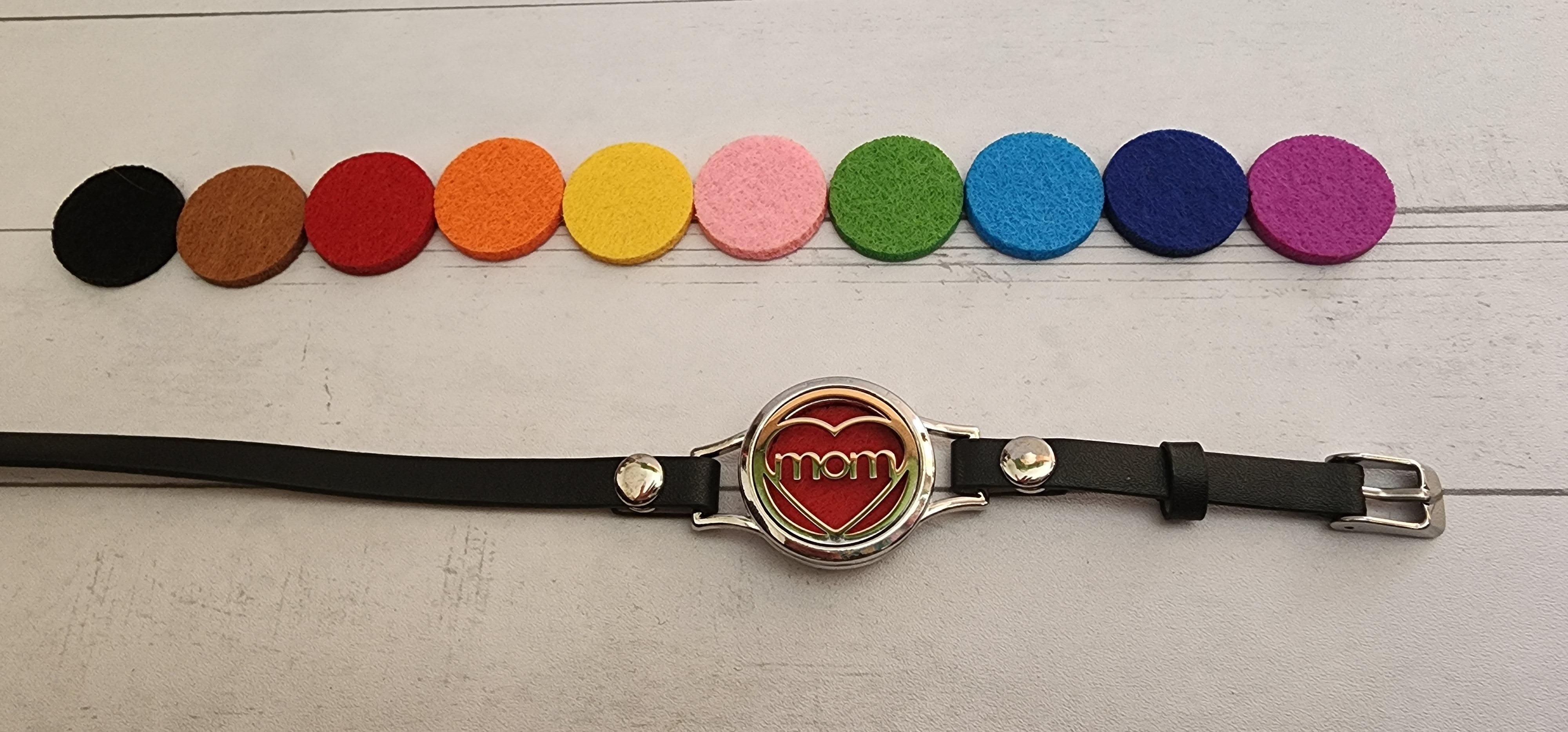 Pregnancy Kit No.2- StretchySkin + 2 Dropper bottles With A Bracelet